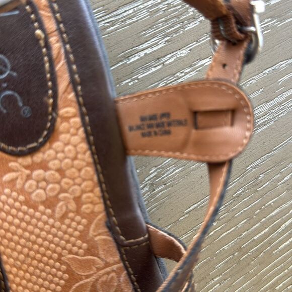 b.o.c. Dark Brown Strappy Sandals Slingback Flats Comfy Shoes Women’s Size 9M - Picture 11 of 12